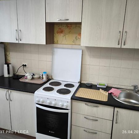 Уютная Квартира Комфорт Класса74 Akmola Esterno foto